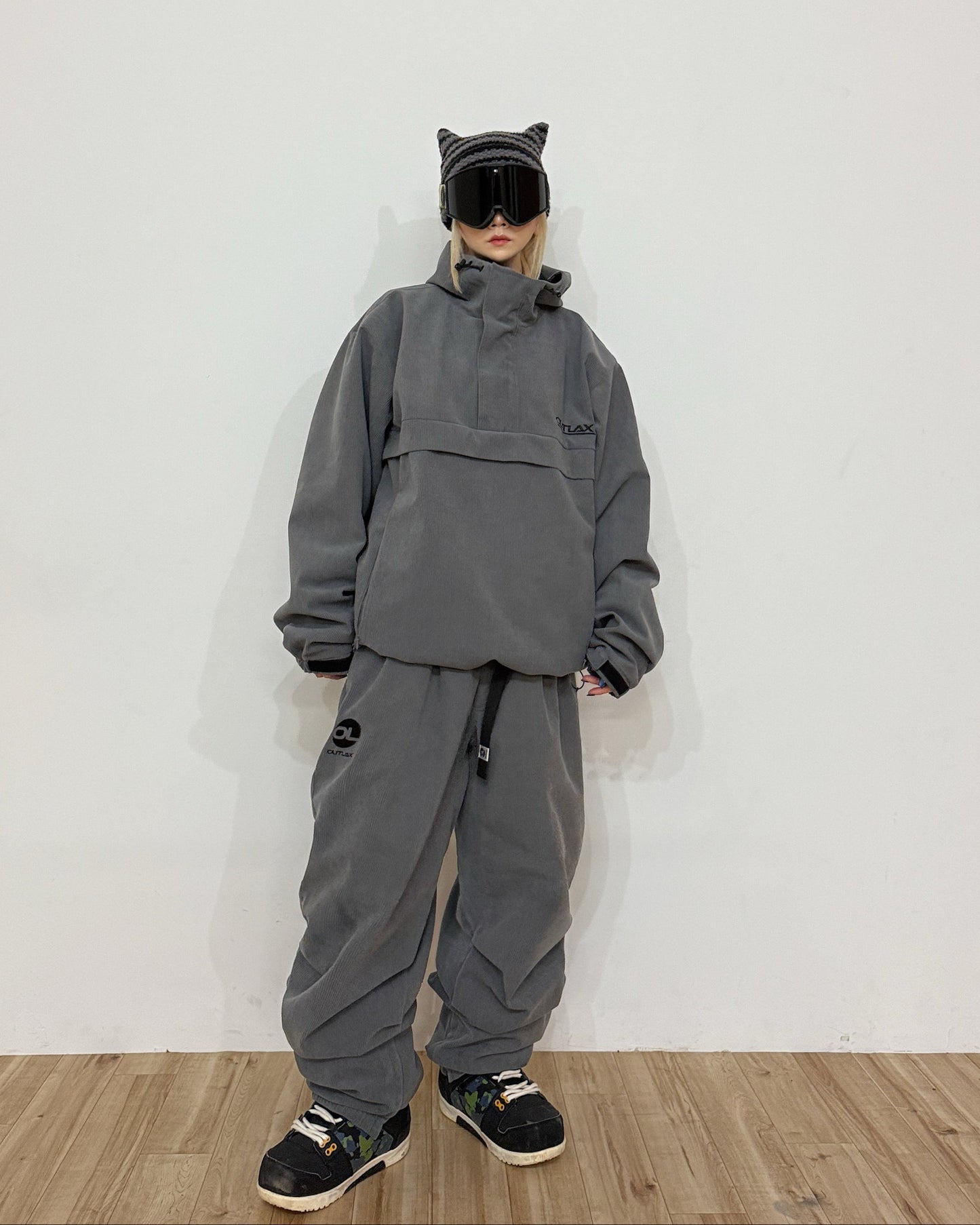 灯芯绒套头衫 OUTLAXJ0003